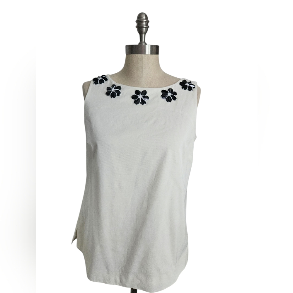 TALBOTS RSVP Beaded Floral Neckline White Sleeveless Top | SZ 4 - Picture 4 of 12